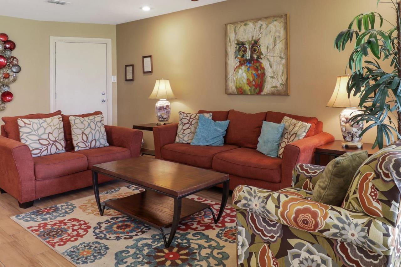 Ground Floor Beachfront Beauty! Steps To The Beach And Pool South Padre Island Buitenkant foto