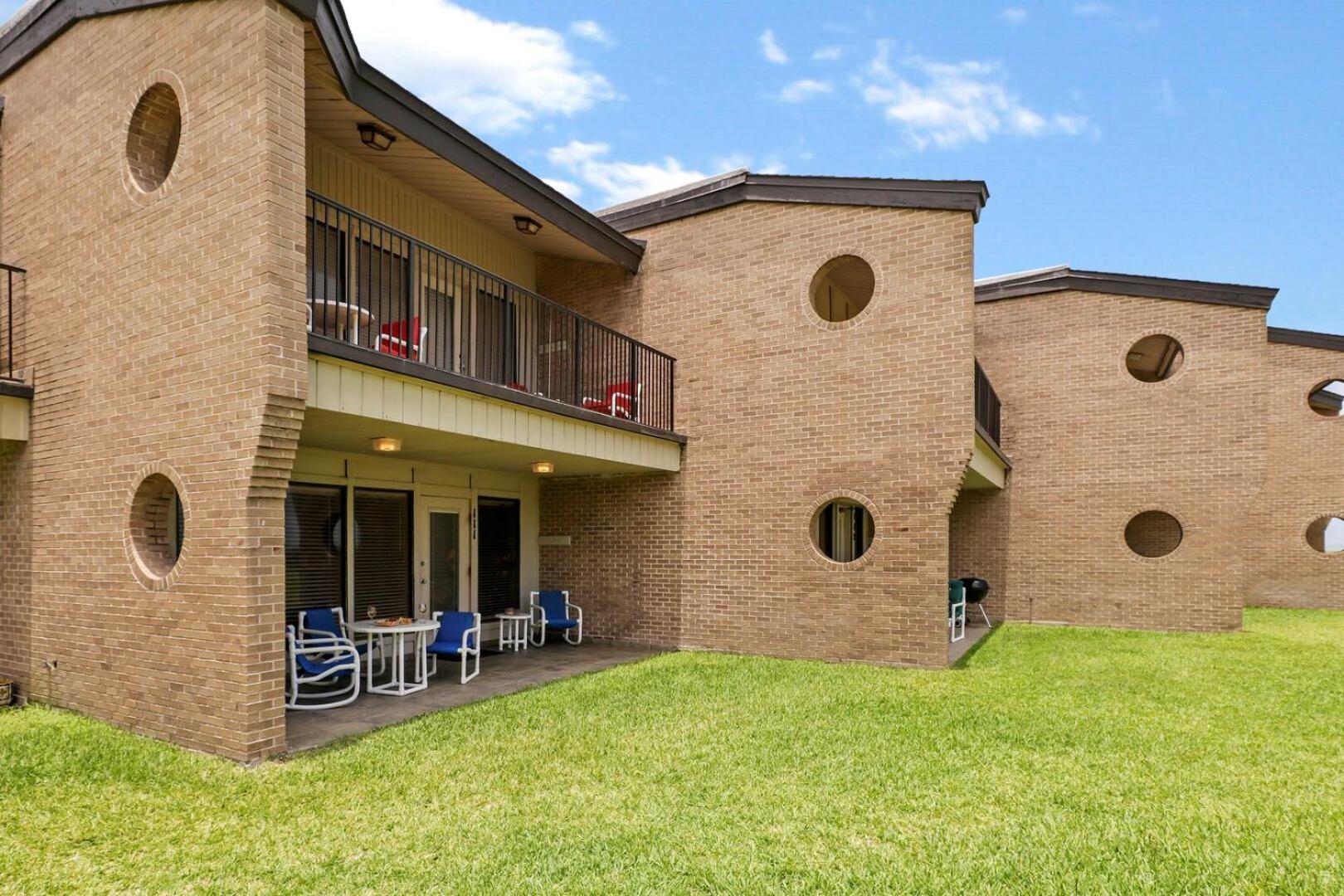 Ground Floor Beachfront Beauty! Steps To The Beach And Pool South Padre Island Kamer foto